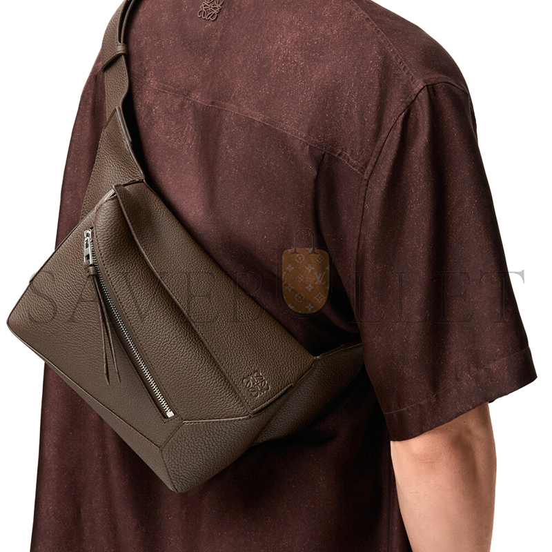 LOEWE SMALL PUZZLE BUMBAG IN GRAINED CALFSKIN B510SEBX08 (24*16*10.5cm)